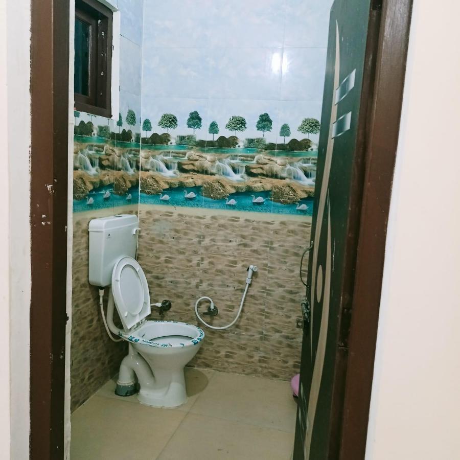 Radha Bhavan Vrindāvan Exteriör bild