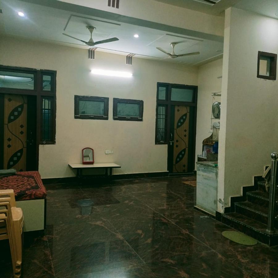 Radha Bhavan Vrindāvan Exteriör bild